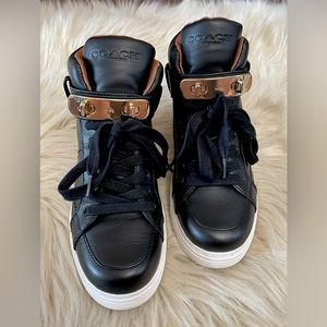 COACH Richmond Swagger Sneaker in Black Leather and Gold Hardware - Size 5